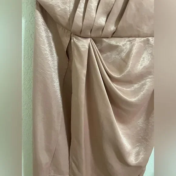 NWT boohoo Occasion One Shoulder Drape Mini Dress Champagne Pink Satin Size 6 S - Picture 8 of 10